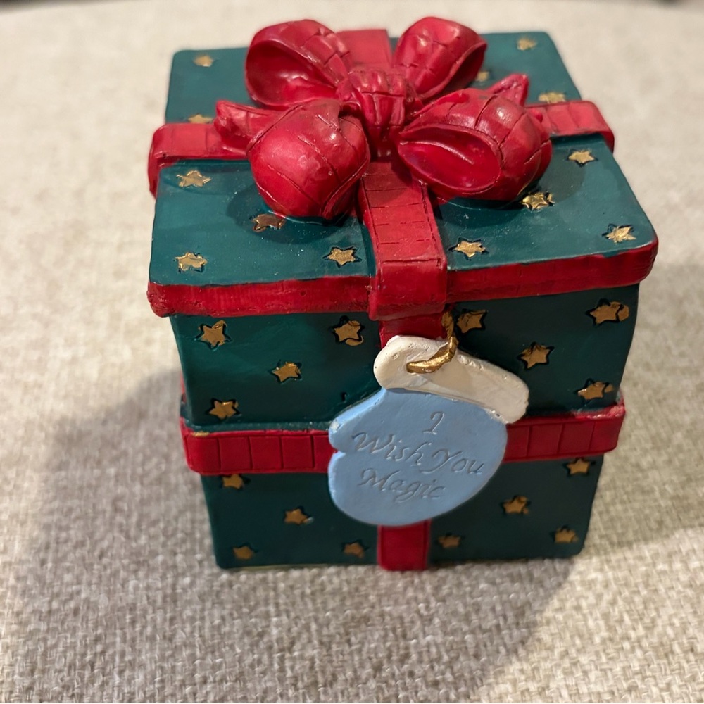K's Collection "I Wish You Magic" whimsical trinket box